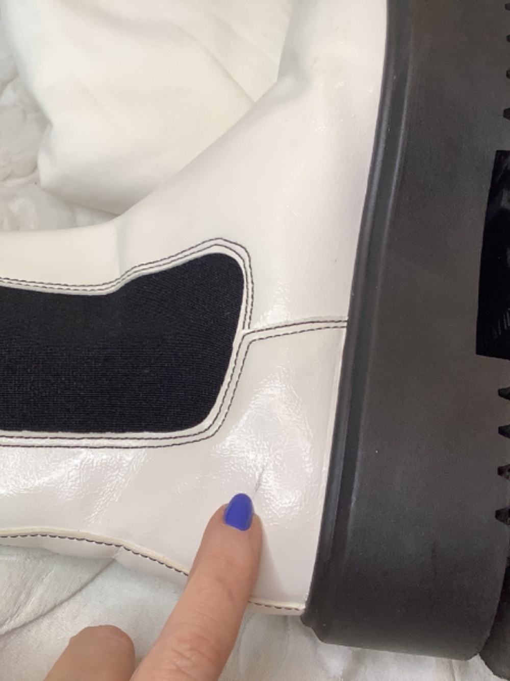 EUC ASOS design white black Chelsea boots platform - Picture 10 of 16